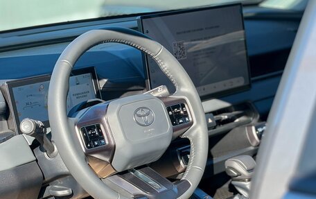 Toyota RAV4, 2026 год, 4 690 000 рублей, 11 фотография