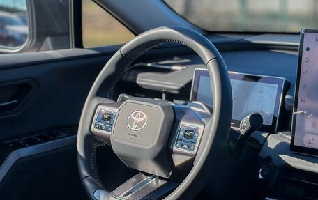 Toyota RAV4, 2026 год, 4 690 000 рублей, 18 фотография