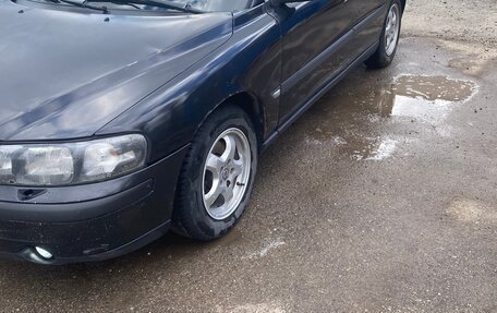 Volvo S60 III, 2001 год, 350 000 рублей, 2 фотография