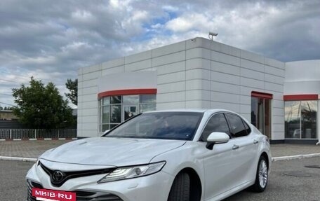 Toyota Camry, 2019 год, 2 650 000 рублей, 3 фотография