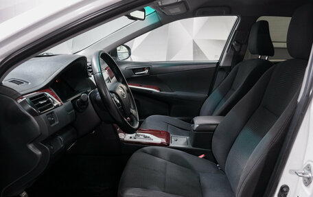 Toyota Camry, 2012 год, 1 690 000 рублей, 8 фотография