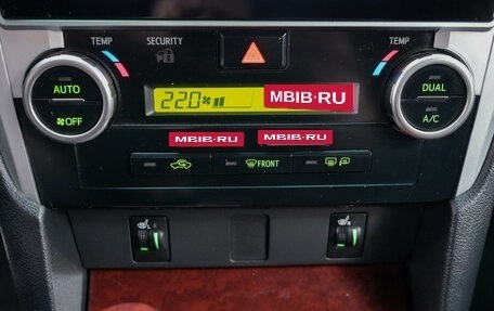 Toyota Camry, 2012 год, 1 690 000 рублей, 13 фотография