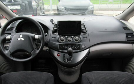 Mitsubishi Grandis, 2007 год, 860 000 рублей, 14 фотография