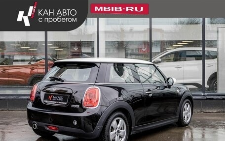 MINI Hatch, 2019 год, 1 936 000 рублей, 3 фотография