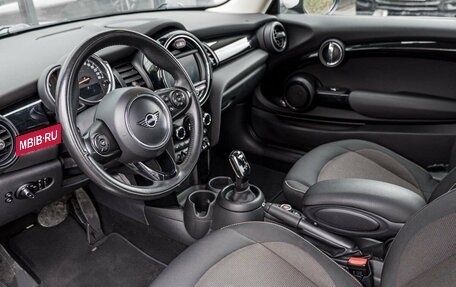 MINI Hatch, 2019 год, 1 936 000 рублей, 5 фотография