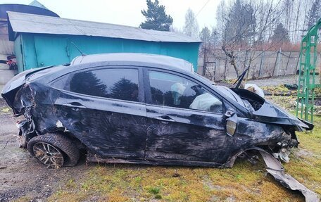 Hyundai Solaris II рестайлинг, 2016 год, 250 000 рублей, 3 фотография