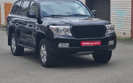 Toyota Land Cruiser 200, 2011 год, 2 700 000 рублей, 1 фотография