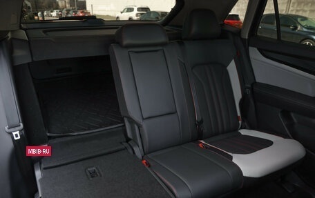 Volkswagen Teramont I, 2024 год, 5 300 000 рублей, 34 фотография