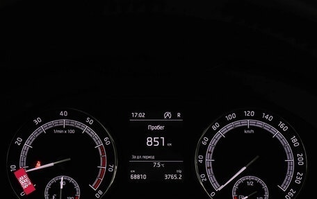 Skoda Karoq I, 2021 год, 2 327 000 рублей, 11 фотография