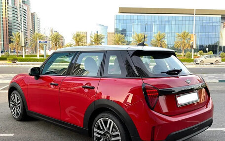 MINI Hatch, 2025 год, 4 280 000 рублей, 2 фотография