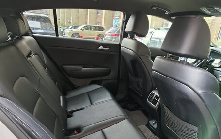 KIA Sportage IV рестайлинг, 2019 год, 2 290 000 рублей, 14 фотография