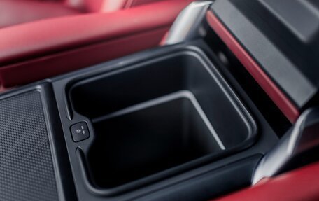 Land Rover Range Rover IV рестайлинг, 2025 год, 25 990 000 рублей, 22 фотография