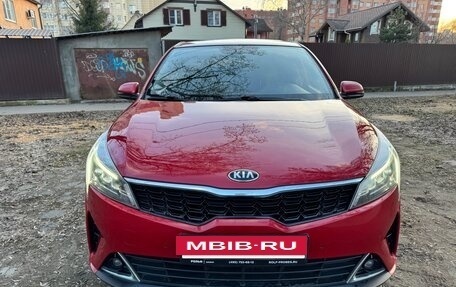 KIA Rio IV, 2020 год, 1 725 000 рублей, 3 фотография