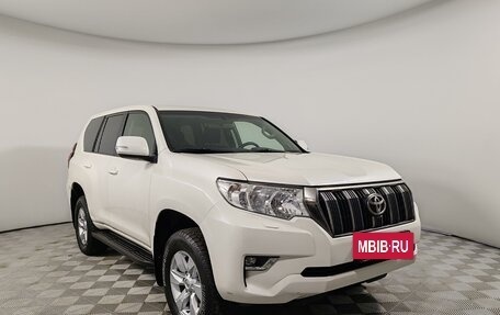 Toyota Land Cruiser Prado 150 рестайлинг 2, 2020 год, 4 199 000 рублей, 3 фотография