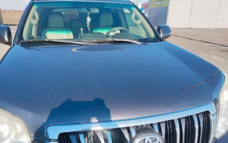 Toyota Land Cruiser Prado 150 рестайлинг 2, 2009 год, 1 900 000 рублей, 14 фотография