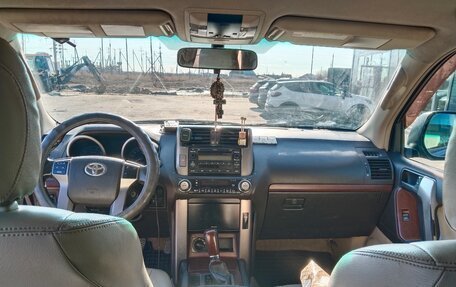 Toyota Land Cruiser Prado 150 рестайлинг 2, 2009 год, 1 900 000 рублей, 8 фотография