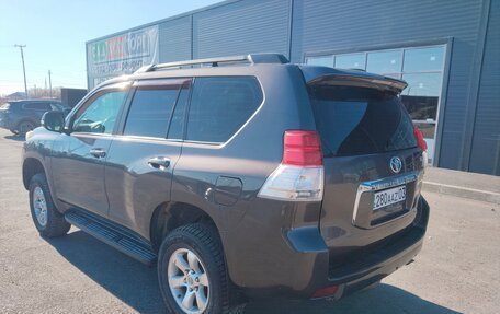 Toyota Land Cruiser Prado 150 рестайлинг 2, 2009 год, 1 900 000 рублей, 6 фотография