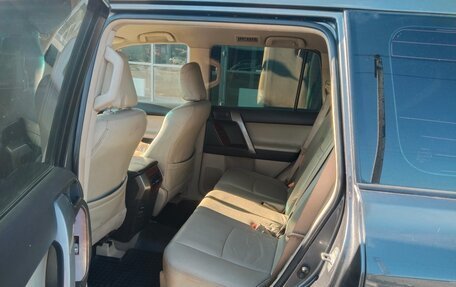 Toyota Land Cruiser Prado 150 рестайлинг 2, 2009 год, 1 900 000 рублей, 9 фотография