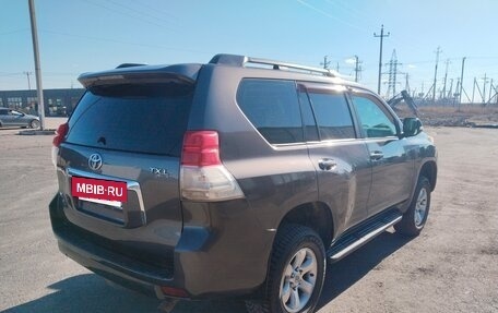 Toyota Land Cruiser Prado 150 рестайлинг 2, 2009 год, 1 900 000 рублей, 4 фотография