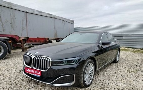 BMW 7 серия, 2019 год, 8 000 000 рублей, 1 фотография