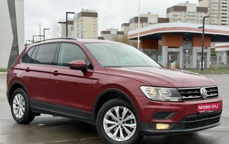 Volkswagen Tiguan II, 2018 год, 1 950 000 рублей, 1 фотография