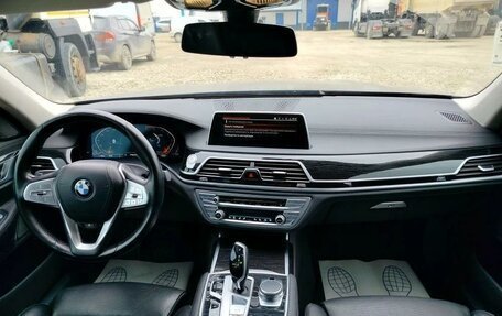 BMW 7 серия, 2019 год, 8 000 000 рублей, 5 фотография