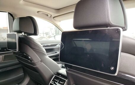 BMW 7 серия, 2019 год, 8 000 000 рублей, 11 фотография