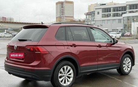 Volkswagen Tiguan II, 2018 год, 1 950 000 рублей, 6 фотография