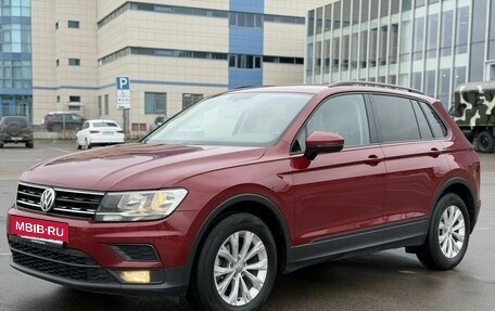 Volkswagen Tiguan II, 2018 год, 1 950 000 рублей, 3 фотография