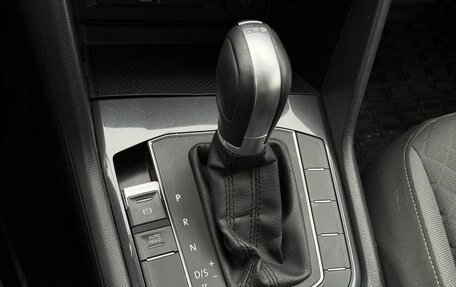 Volkswagen Tiguan II, 2018 год, 1 950 000 рублей, 22 фотография