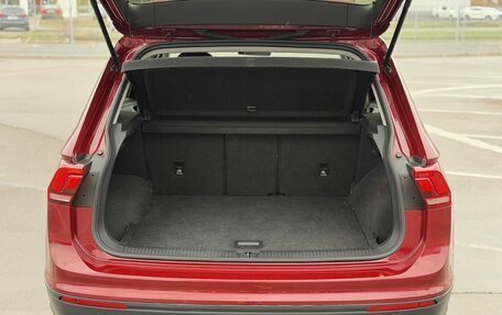 Volkswagen Tiguan II, 2018 год, 1 950 000 рублей, 26 фотография