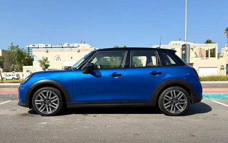 MINI Hatch, 2025 год, 4 280 000 рублей, 5 фотография