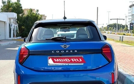 MINI Hatch, 2025 год, 4 280 000 рублей, 4 фотография