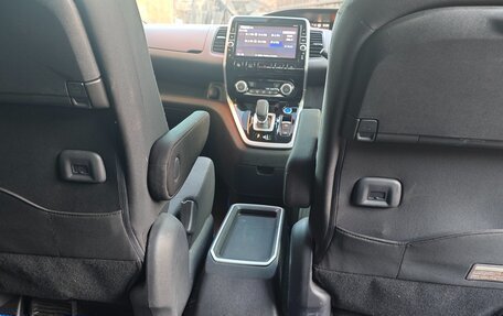 Nissan Serena IV, 2019 год, 2 210 000 рублей, 31 фотография