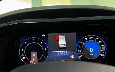 Volkswagen Multivan, 2024 год, 5 893 000 рублей, 27 фотография