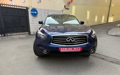 Infiniti FX II, 2012 год, 2 250 000 рублей, 4 фотография