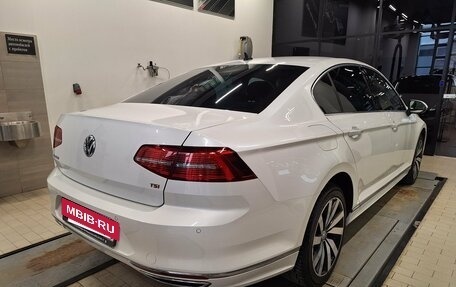 Volkswagen Passat B8 рестайлинг, 2017 год, 2 200 000 рублей, 2 фотография