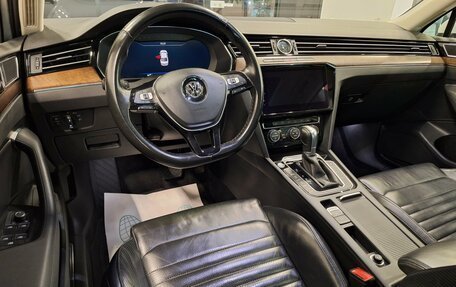 Volkswagen Passat B8 рестайлинг, 2017 год, 2 200 000 рублей, 11 фотография