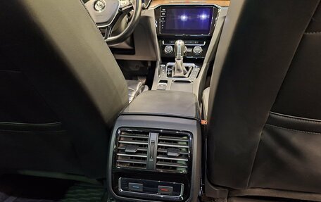 Volkswagen Passat B8 рестайлинг, 2017 год, 2 200 000 рублей, 13 фотография