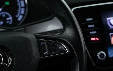 Skoda Superb III рестайлинг, 2018 год, 2 178 055 рублей, 13 фотография