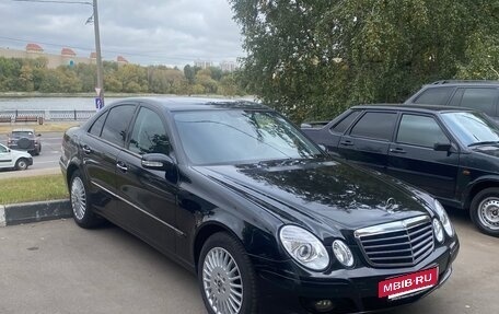 Mercedes-Benz E-Класс, 2003 год, 450 000 рублей, 3 фотография