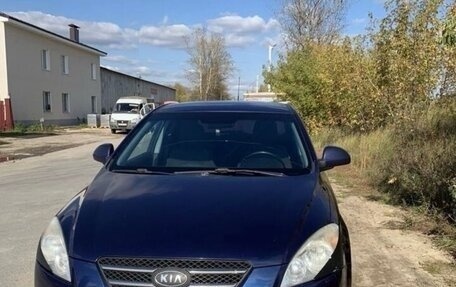 KIA cee'd I рестайлинг, 2008 год, 400 000 рублей, 1 фотография