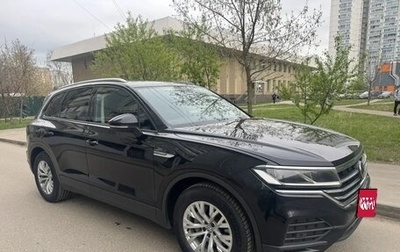 Volkswagen Touareg III, 2019 год, 5 200 000 рублей, 1 фотография