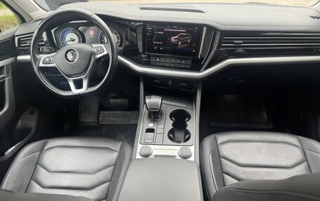 Volkswagen Touareg III, 2019 год, 5 200 000 рублей, 5 фотография