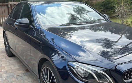 Mercedes-Benz E-Класс, 2019 год, 4 000 000 рублей, 4 фотография