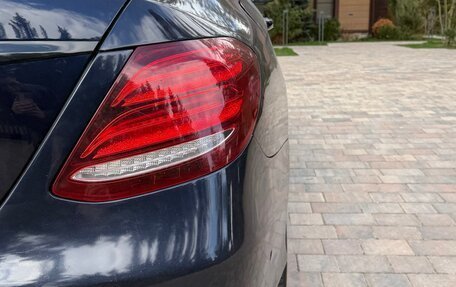 Mercedes-Benz E-Класс, 2019 год, 4 000 000 рублей, 10 фотография