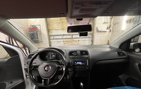 Volkswagen Polo VI (EU Market), 2017 год, 1 070 000 рублей, 14 фотография