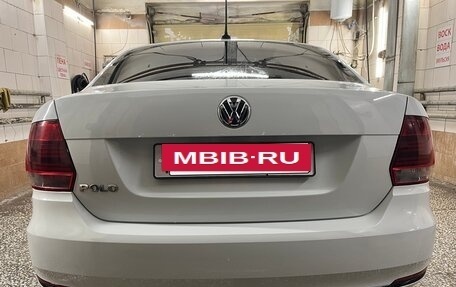 Volkswagen Polo VI (EU Market), 2017 год, 1 070 000 рублей, 24 фотография