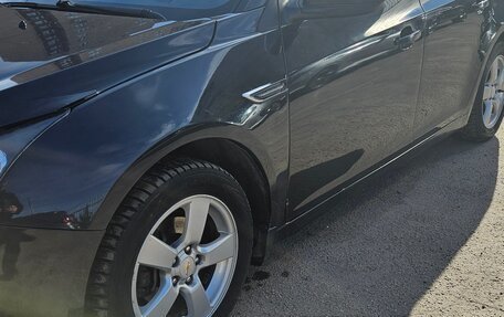 Chevrolet Cruze II, 2011 год, 555 000 рублей, 2 фотография