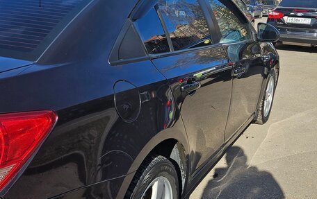 Chevrolet Cruze II, 2011 год, 555 000 рублей, 4 фотография